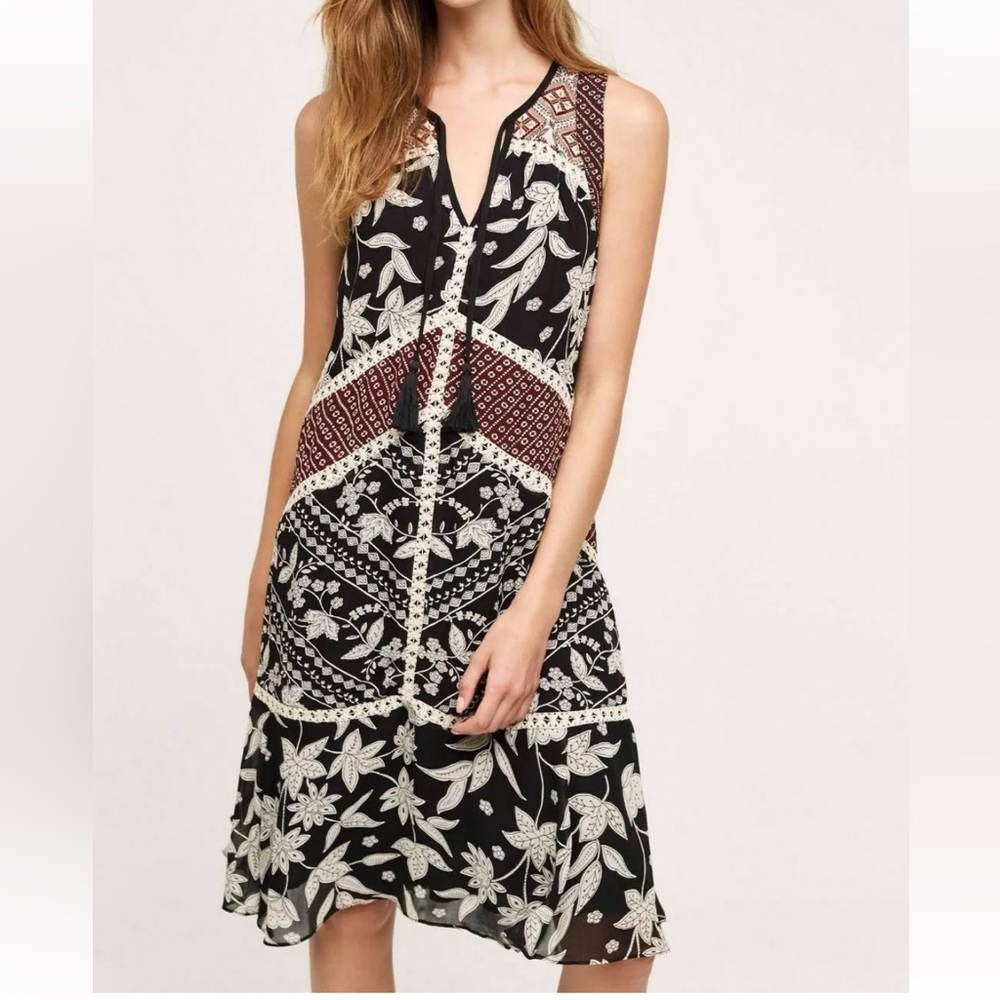 Anthropologie Loreat Crotchet Detail Dress